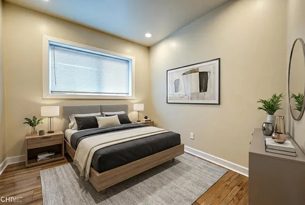 $799,000 | 1716 South Clinton Street, Chicago, IL 60616