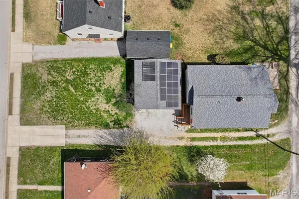 $225,000 | 112 3rd Avenue, Edwardsville, IL 62025