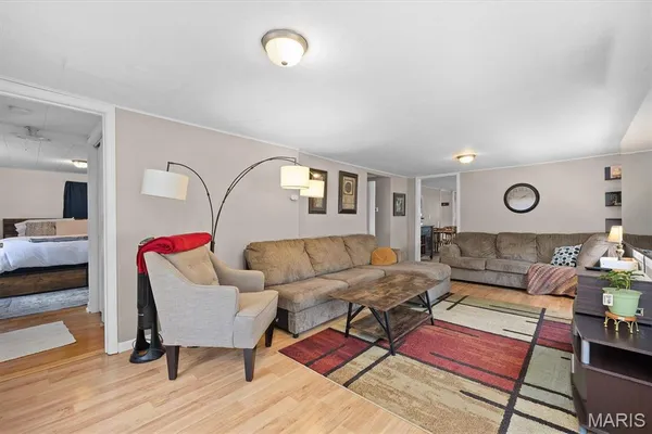 $225,000 | 112 3rd Avenue, Edwardsville, IL 62025