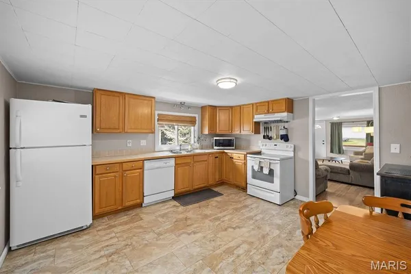 $225,000 | 112 3rd Avenue, Edwardsville, IL 62025