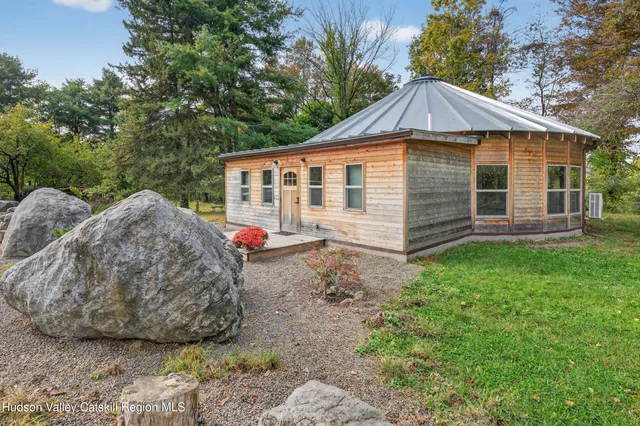 $1,200,000 | 3588 Main Street, Stone Ridge, NY 12484