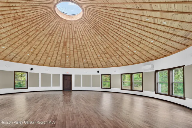 $1,200,000 | 3588 Main Street, Stone Ridge, NY 12484