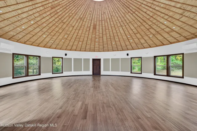 $1,200,000 | 3588 Main Street, Stone Ridge, NY 12484