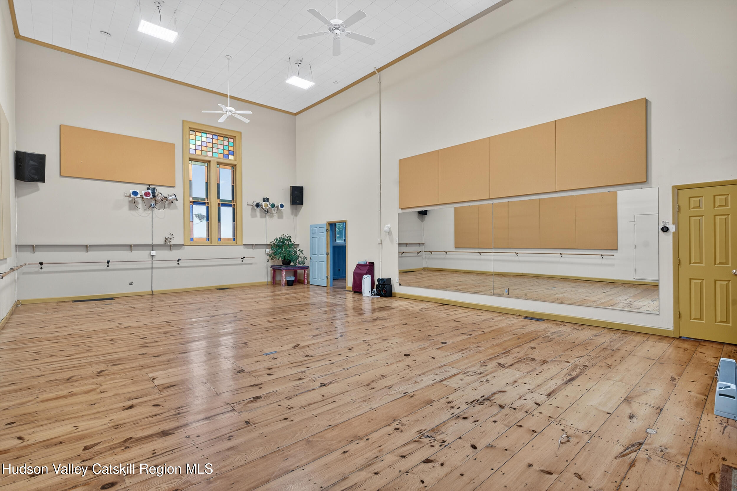 3588 Main Street Stone Ridge, NY 12484 - Photo 9 of 41 11_dsc08048