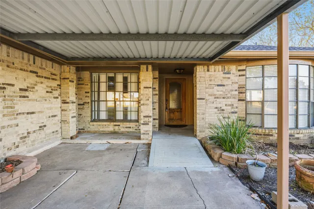 $339,900 | 422 Rice Avenue, Arcola, TX 77583