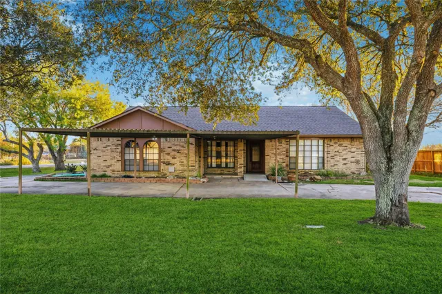 $339,900 | 422 Rice Avenue, Arcola, TX 77583