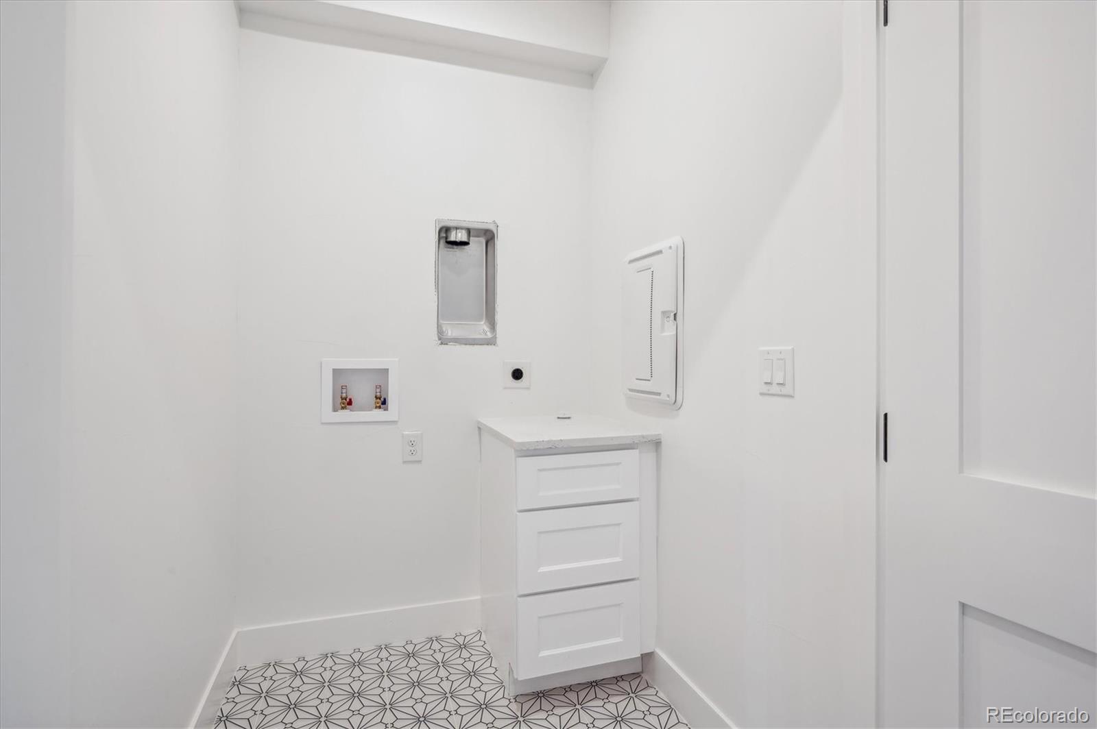 364 East Orchard Road Centennial, CO 80121 - Photo 26 of 29