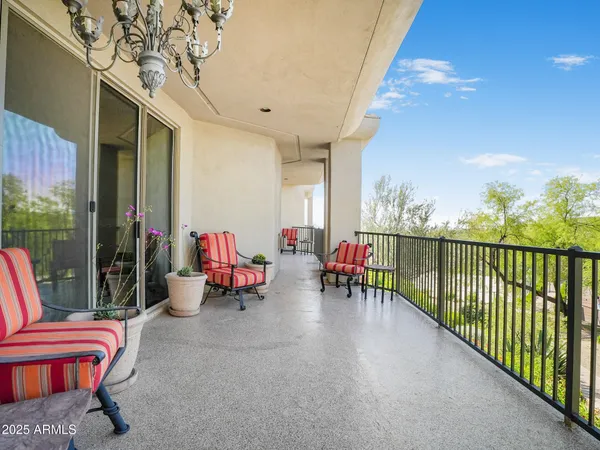 $2,999 | 14850 Grandview Drive, Unit 204, Fountain Hills, AZ 85268