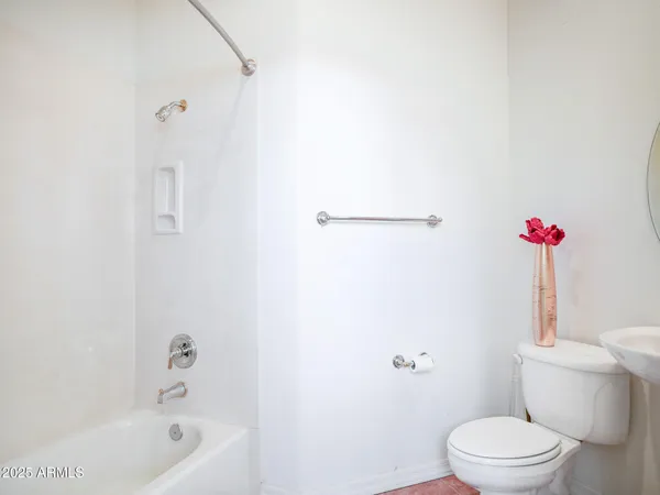 $2,999 | 14850 Grandview Drive, Unit 204, Fountain Hills, AZ 85268