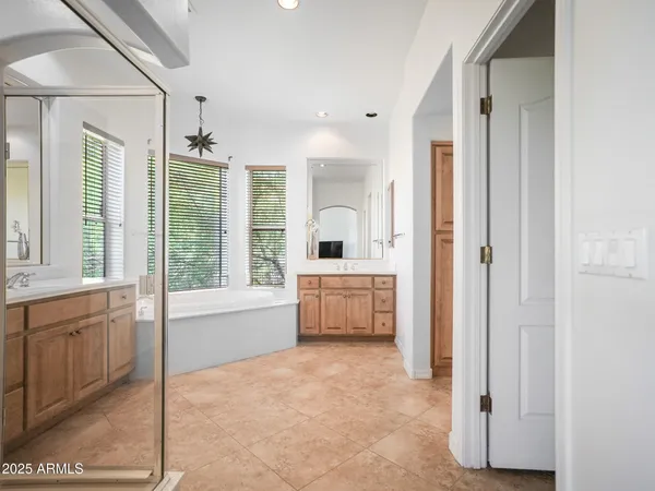 $2,999 | 14850 Grandview Drive, Unit 204, Fountain Hills, AZ 85268