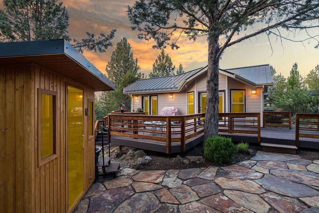 66530 Ponderosa Loop Bend, OR 97703 - Photo 55 of 55 vHWhUa_A