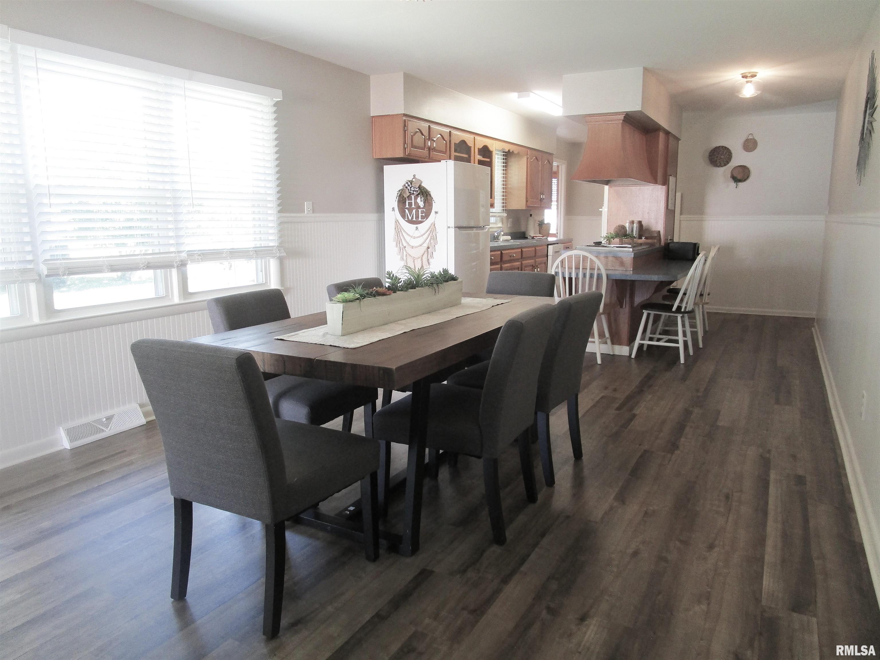 304 April Avenue Carmi, IL 62821 - Photo 13 of 20