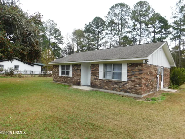 $235,000 | 718 Old House Road, Ridgeland, SC 29936