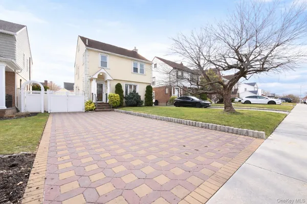 $1,450,000 | 166-36 23rd Avenue | Clearview