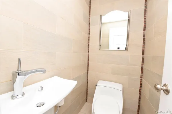 $1,450,000 | 166-36 23rd Avenue | Clearview