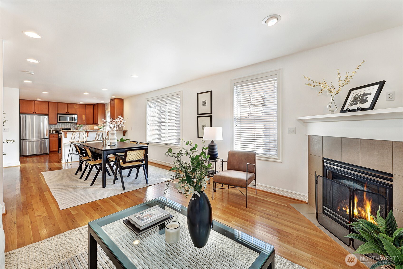 937 North 97th Street Seattle, WA 98103 - Photo 13 of 38