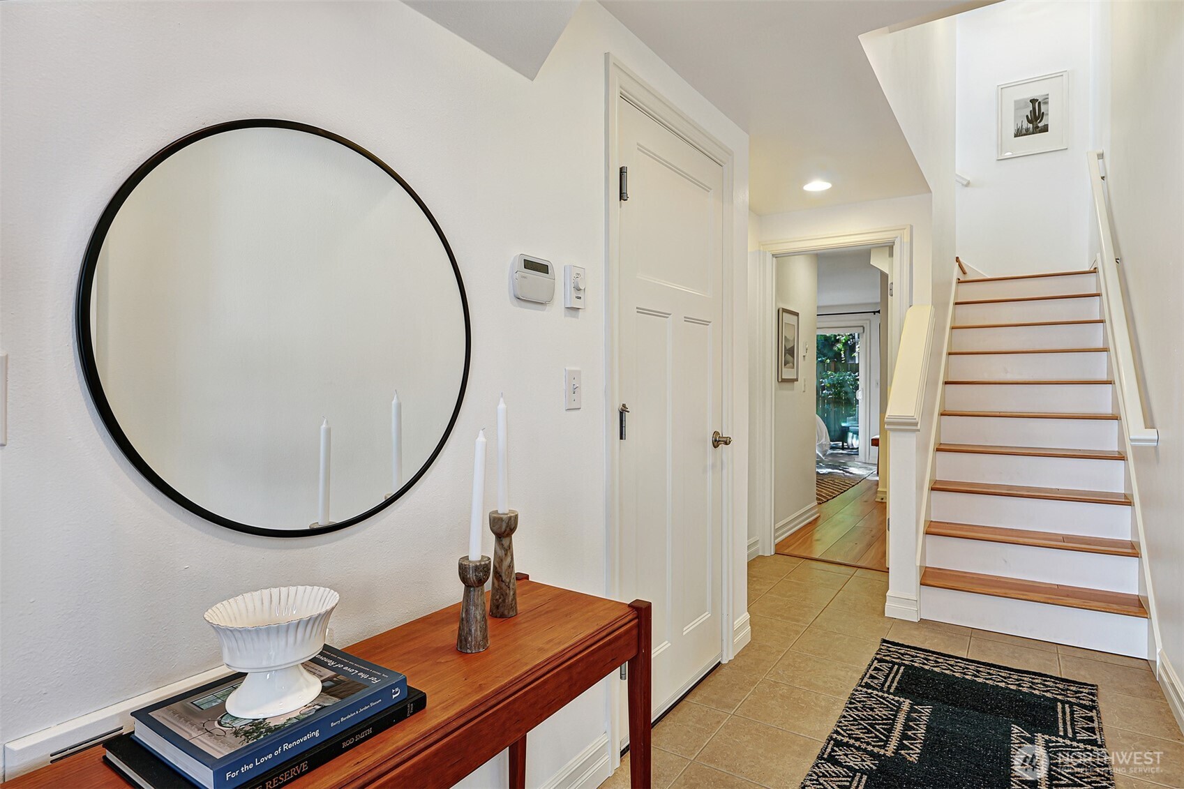 937 North 97th Street Seattle, WA 98103 - Photo 3 of 38