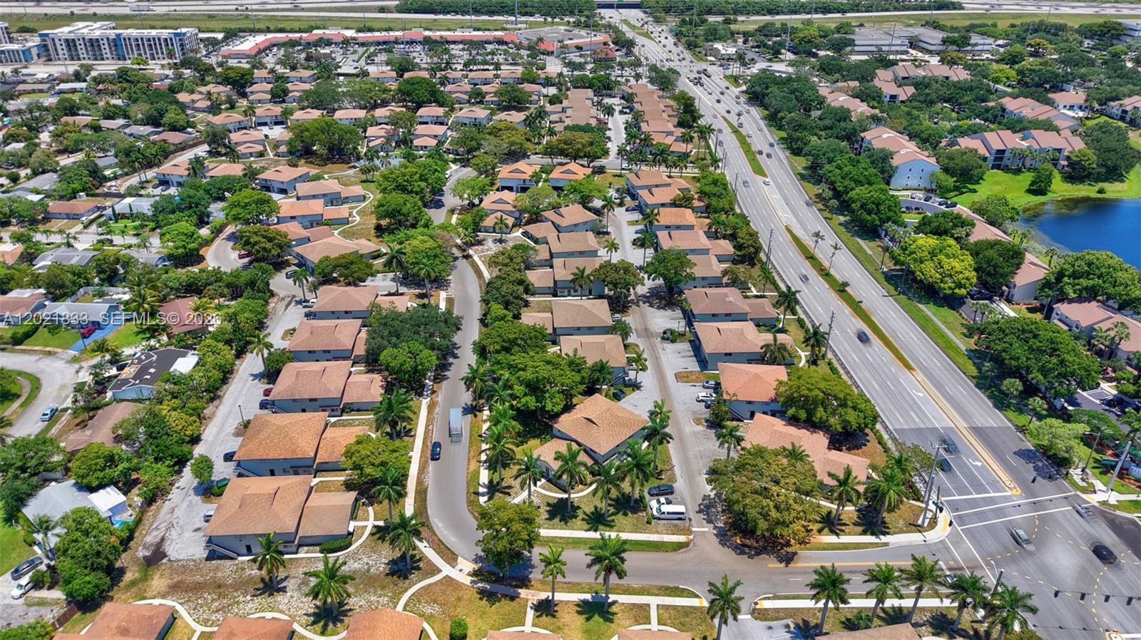 2067 Ilene Court, Unit 2 Delray Beach, FL 33445 - Photo 10 of 16