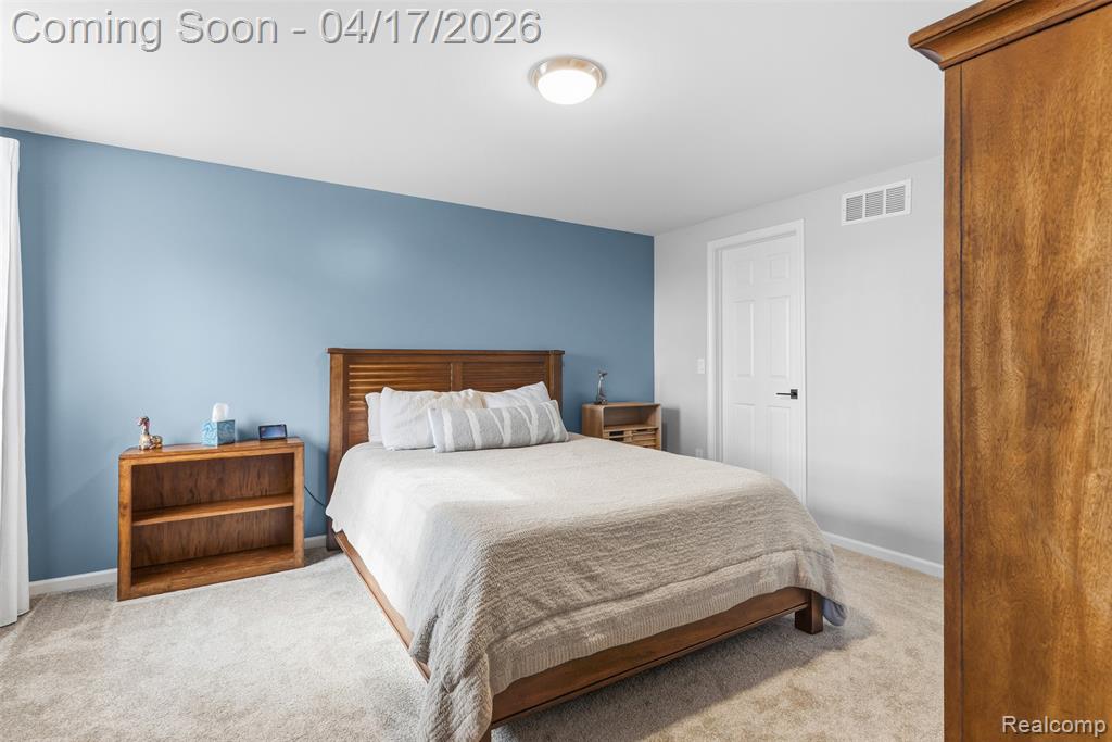 2270 Golden Pond Fenton, MI 48430 - Photo 22 of 30