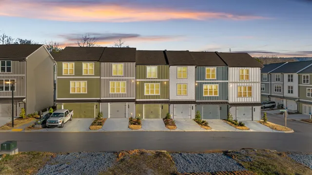 $279,000 | 220 Asbury Oak Lane, Chattanooga, TN 37419