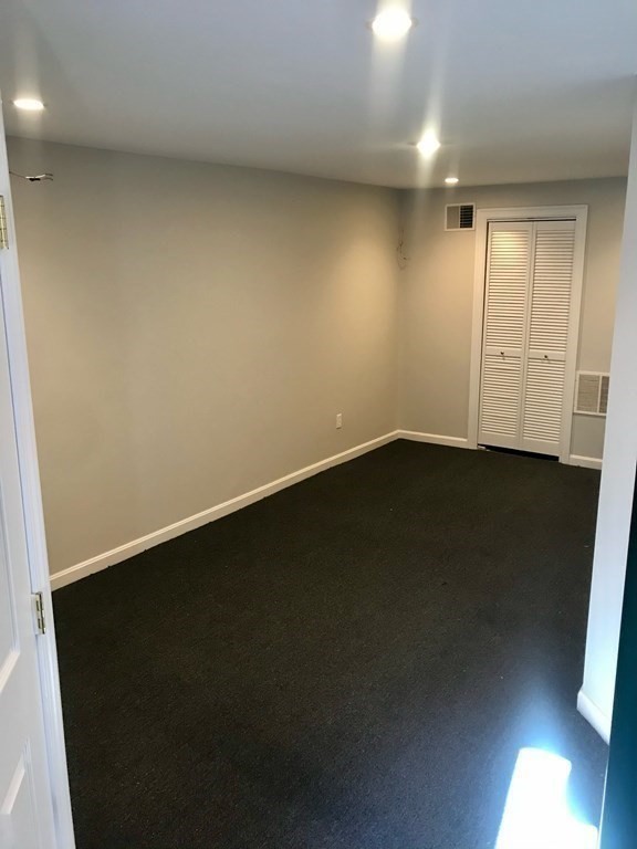 4 Colebrook Street Boston, MA 02127 - Photo 11 of 12