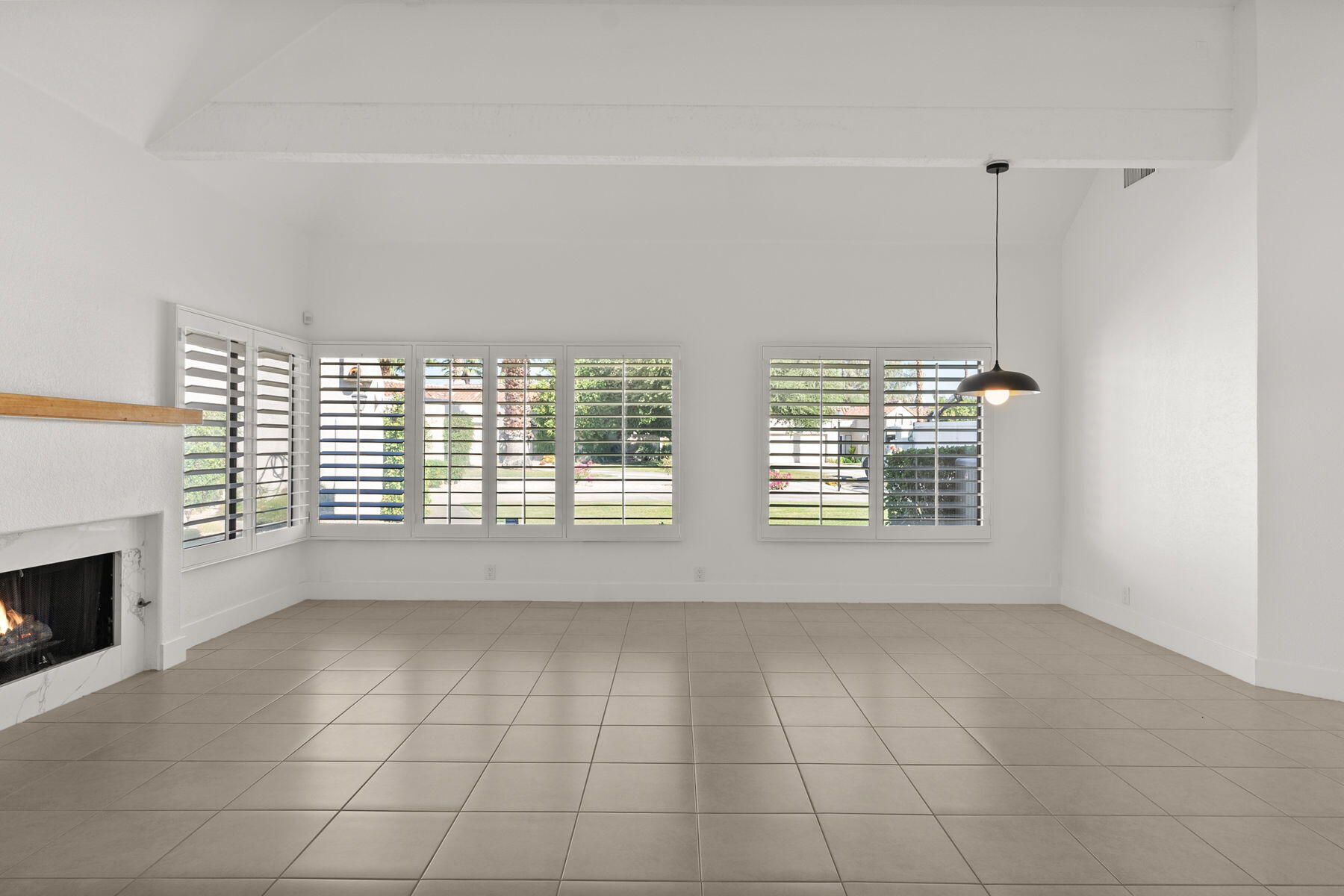 975 St George Circle, Unit B Palm Springs, CA 92264 - Photo 16 of 52 .