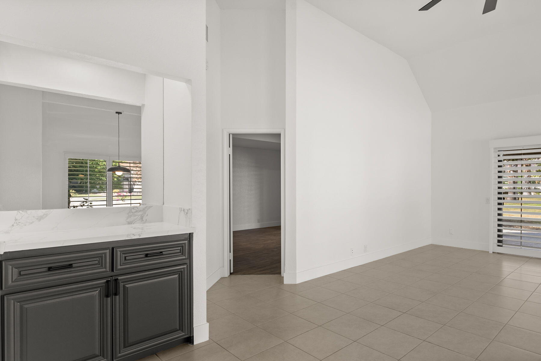 975 St George Circle, Unit B Palm Springs, CA 92264 - Photo 22 of 52 .