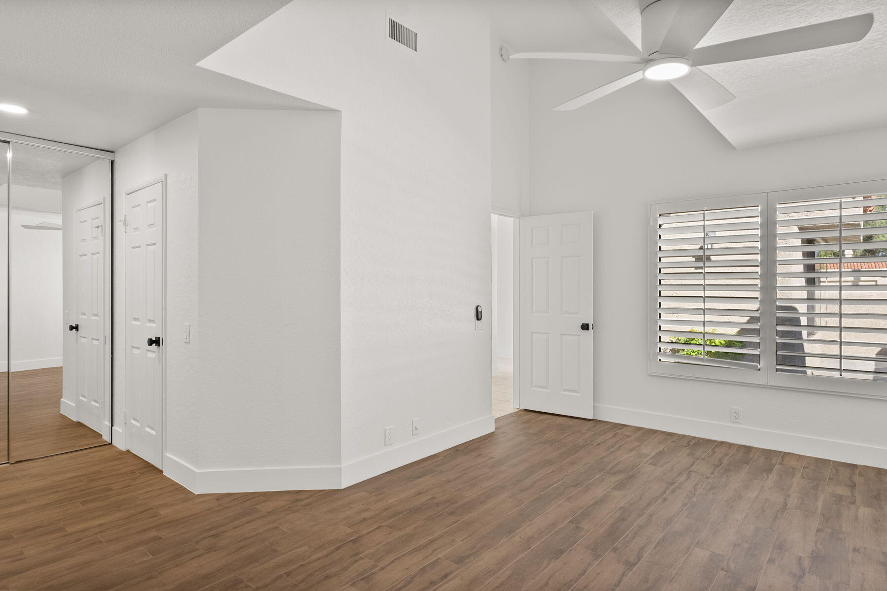 975 St George Circle, Unit B Palm Springs, CA 92264 - Photo 31 of 52 .