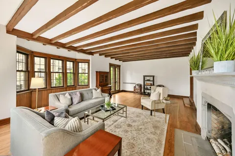$1,395,000 | 3445 North Lake Drive, Milwaukee, WI 53211