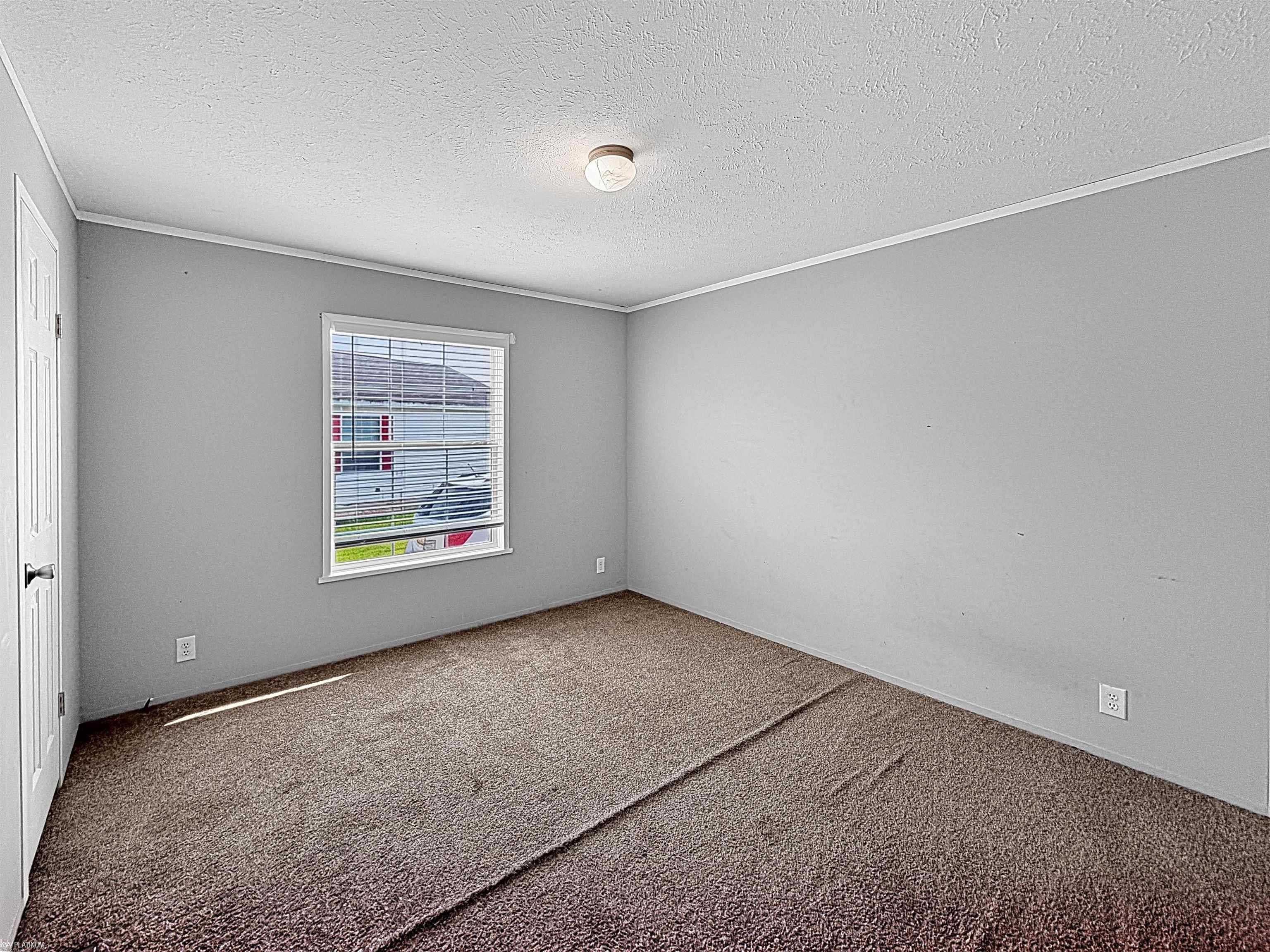 45545 Labelle Drive Macomb, MI 48044 - Photo 17 of 25 50214450-2e2813c3-a449-4b81-a891-f8d8c87dc855.JPG