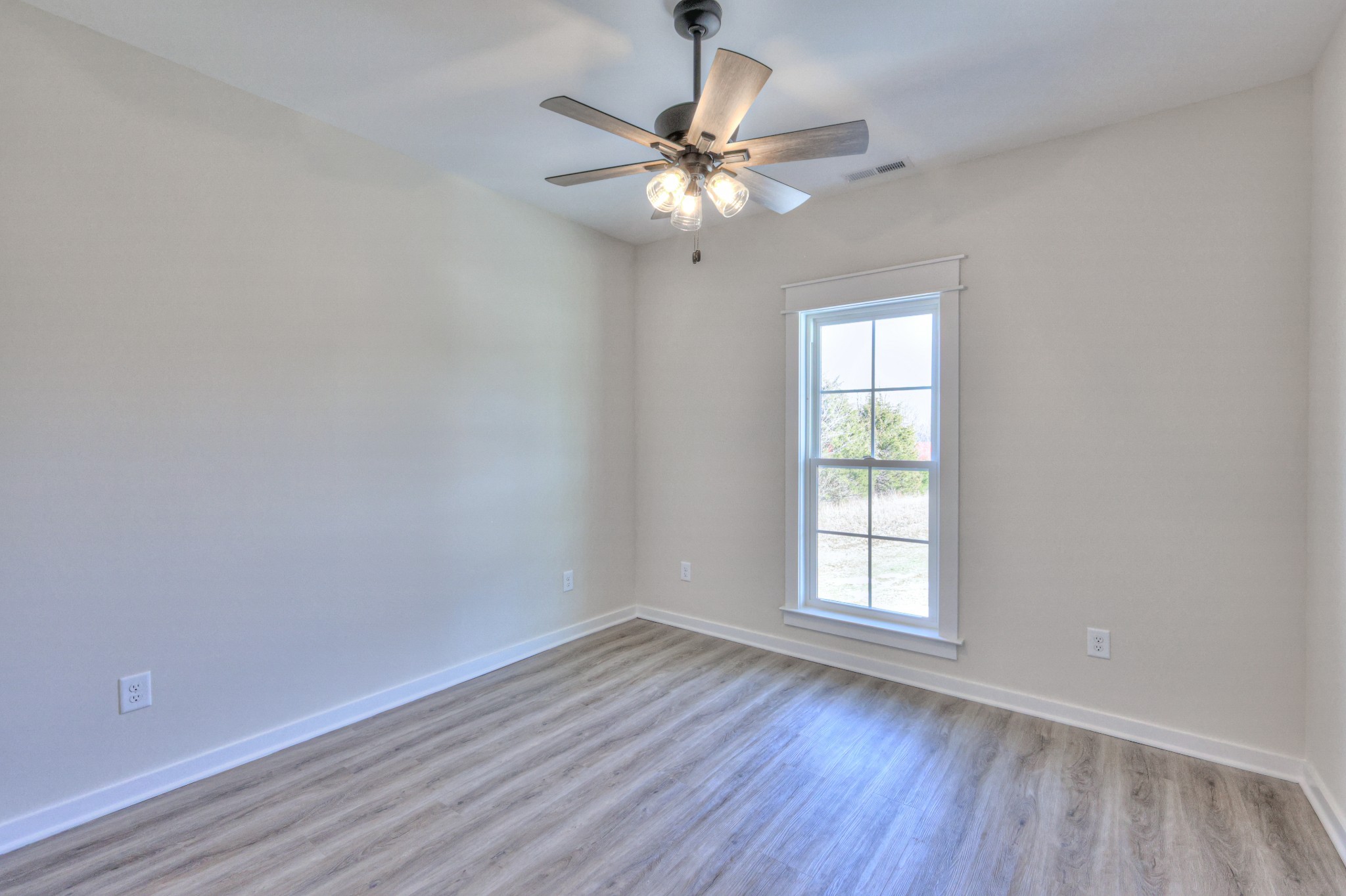 2240 Eugene Reed Road Woodbury, TN 37190 - Photo 10 of 19 Gallery Image 10