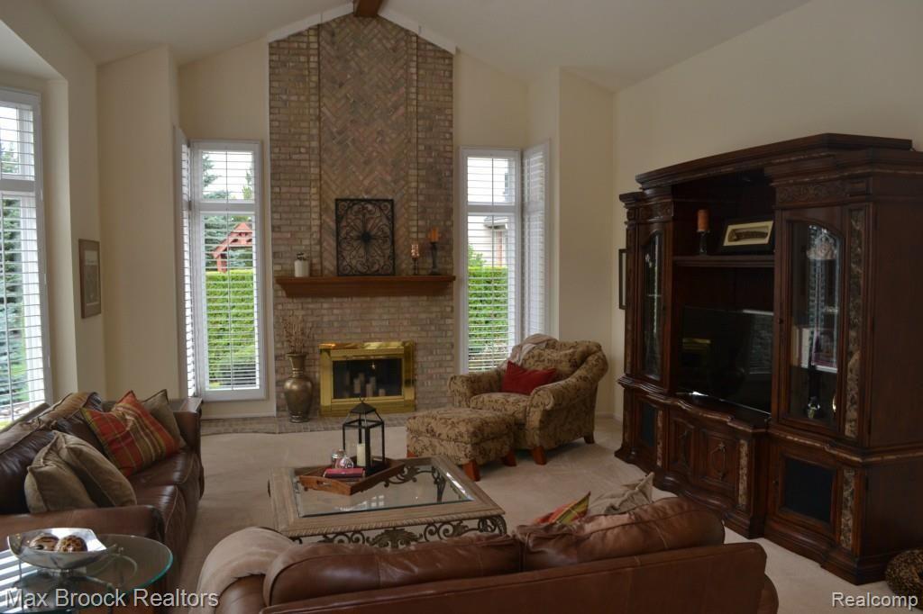 3077 Mapleridge Court Rochester Hills, MI 48309 - Photo 26 of 49