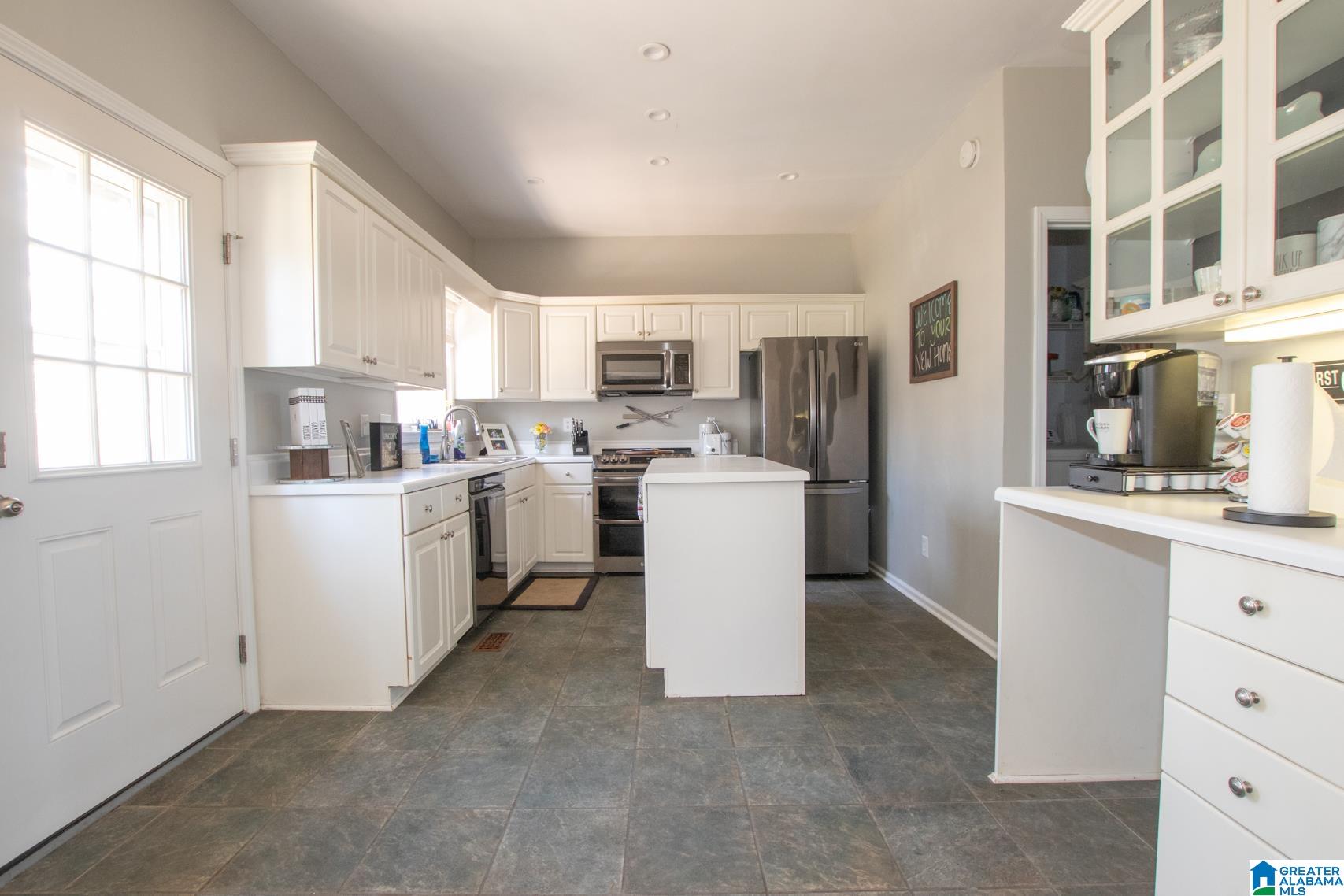 135 Grande View Lane Alabaster, AL 35114 - Photo 12 of 38 Gallery Image 12