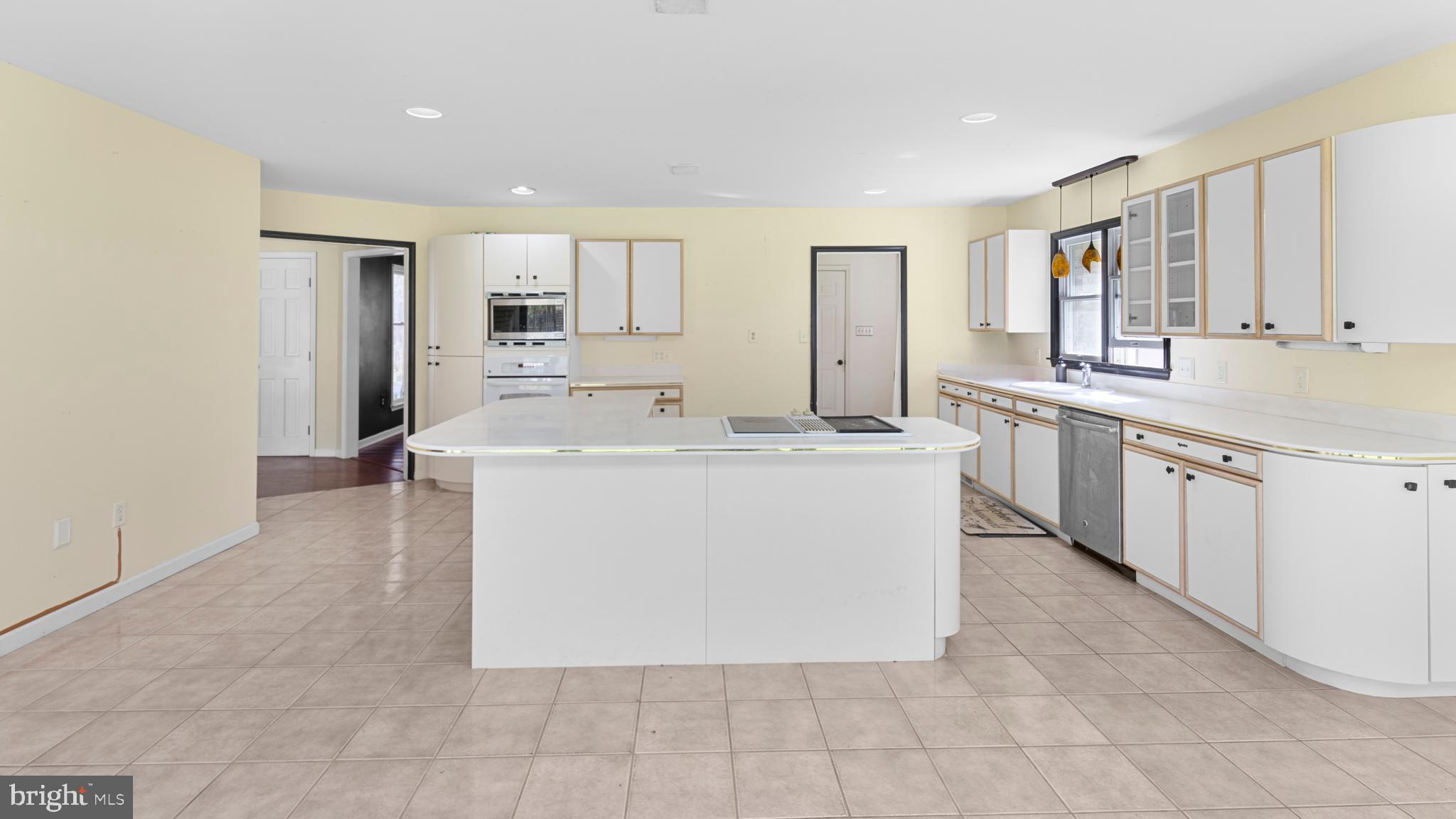 6728 Manadier Road Easton, MD 21601 - Photo 11 of 34 Kitchen