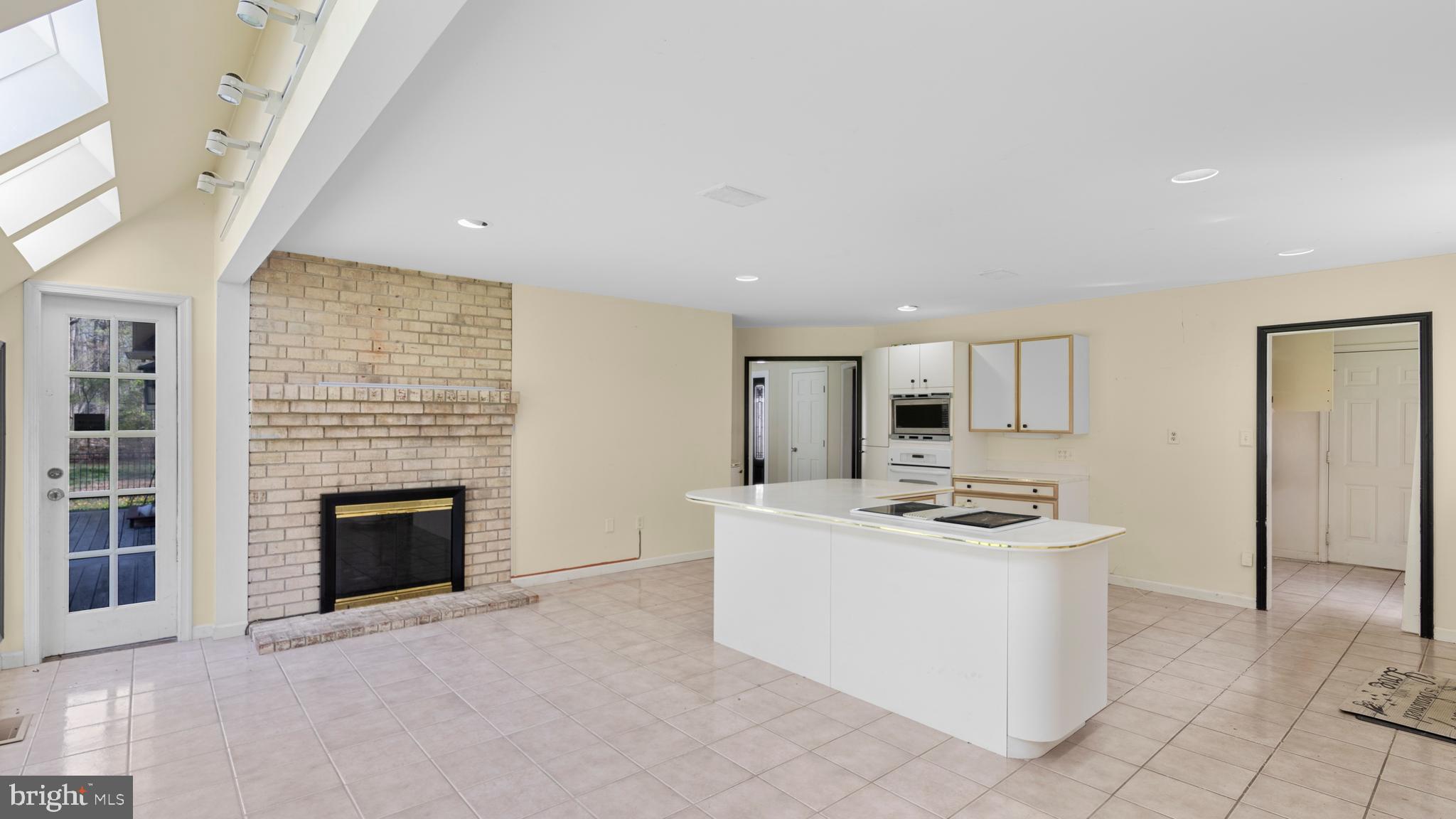 6728 Manadier Road Easton, MD 21601 - Photo 12 of 34 Kitchen
