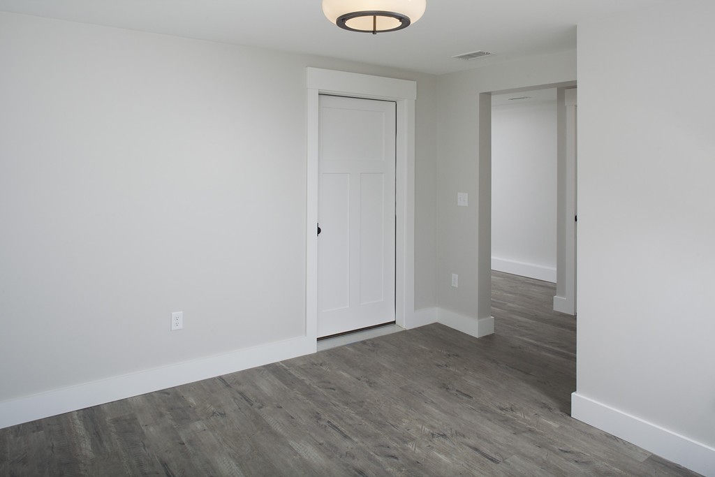 52 Bay Road Duxbury, MA 02332 - Photo 18 of 20 Gallery Image 18