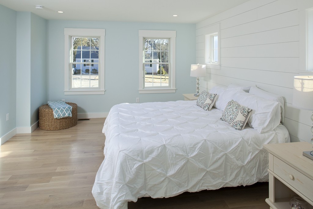 52 Bay Road Duxbury, MA 02332 - Photo 9 of 20 Gallery Image 9