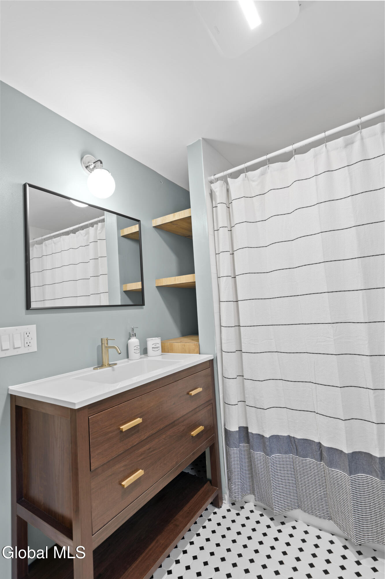 840 River Street Troy, NY 12180 - Photo 27 of 36 DSC01993