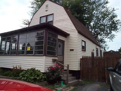 13760 Toepfer Road Warren, MI 48089 - Photo 3 of 9 315561-2.JPG