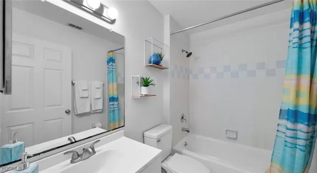 $2,600 | 3107 Southwest 15th Avenue, Cape Coral, FL 33914