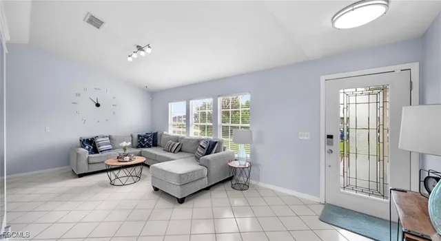 $2,600 | 3107 Southwest 15th Avenue, Cape Coral, FL 33914