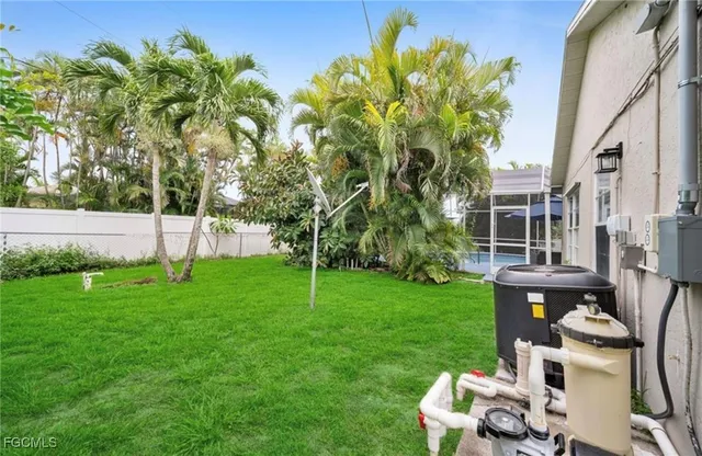 $2,600 | 3107 Southwest 15th Avenue, Cape Coral, FL 33914