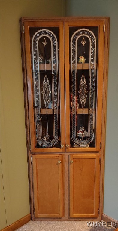 1186 Vinewood Drive Lockport Town, NY 14094 - Photo 5 of 23 Built-in china cabinet