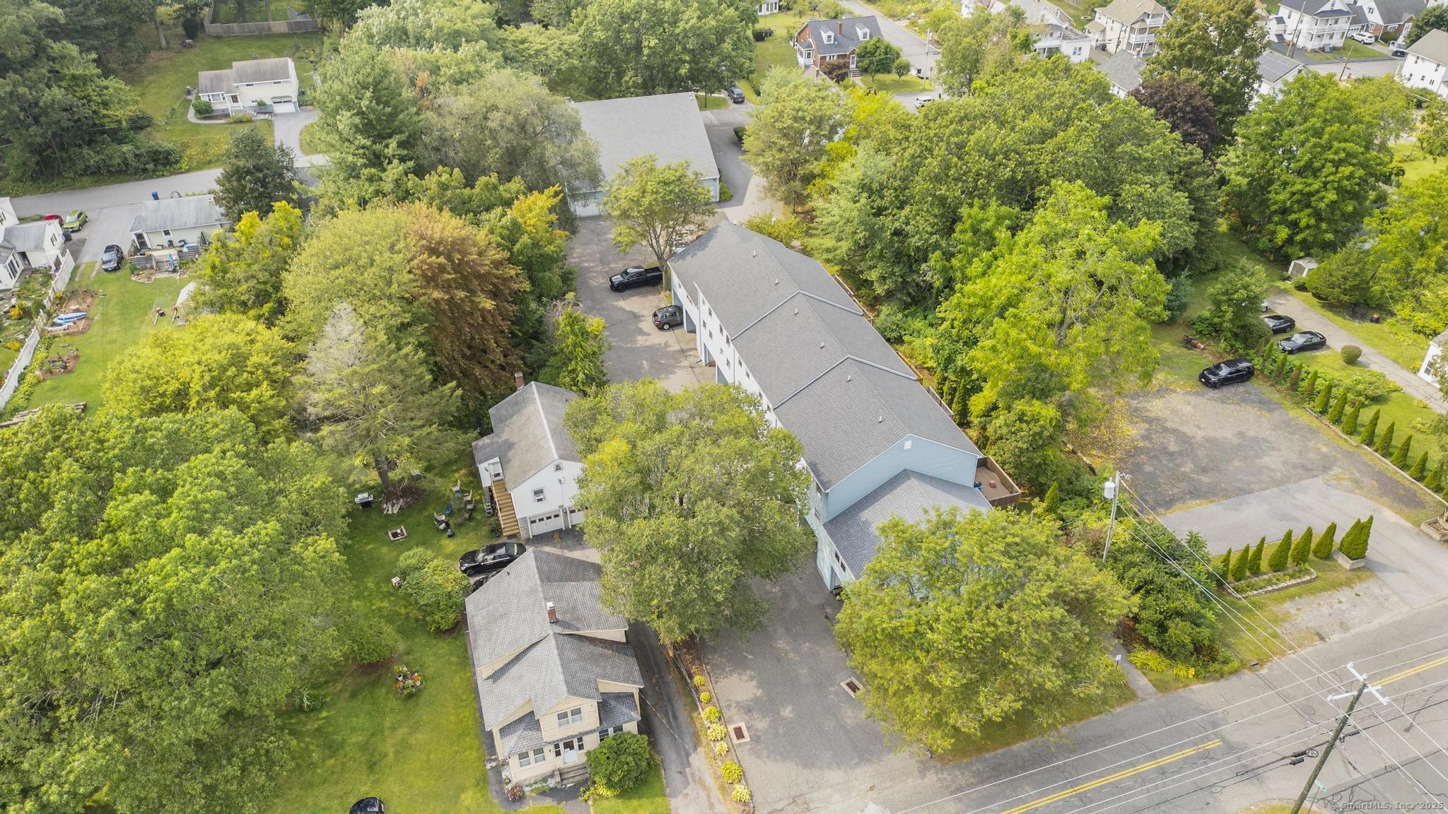 333 Hillside Avenue, Unit 10 Torrington, CT 06790 - Photo 29 of 33 a view of a garden with pathway