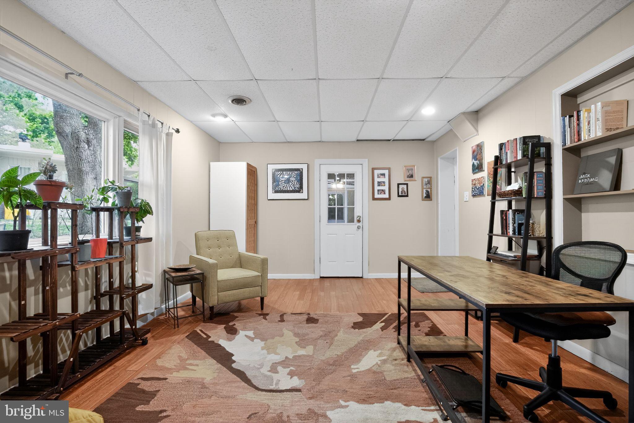 8309 MacArthur Road Glenside, PA 19038 - Photo 26 of 36 Family Room with door to covered patio
