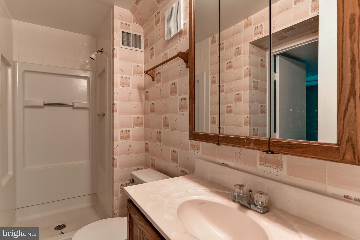 12702 North Point Lane Laurel, MD 20708 - Photo 39 of 42 Basement Bathroom
