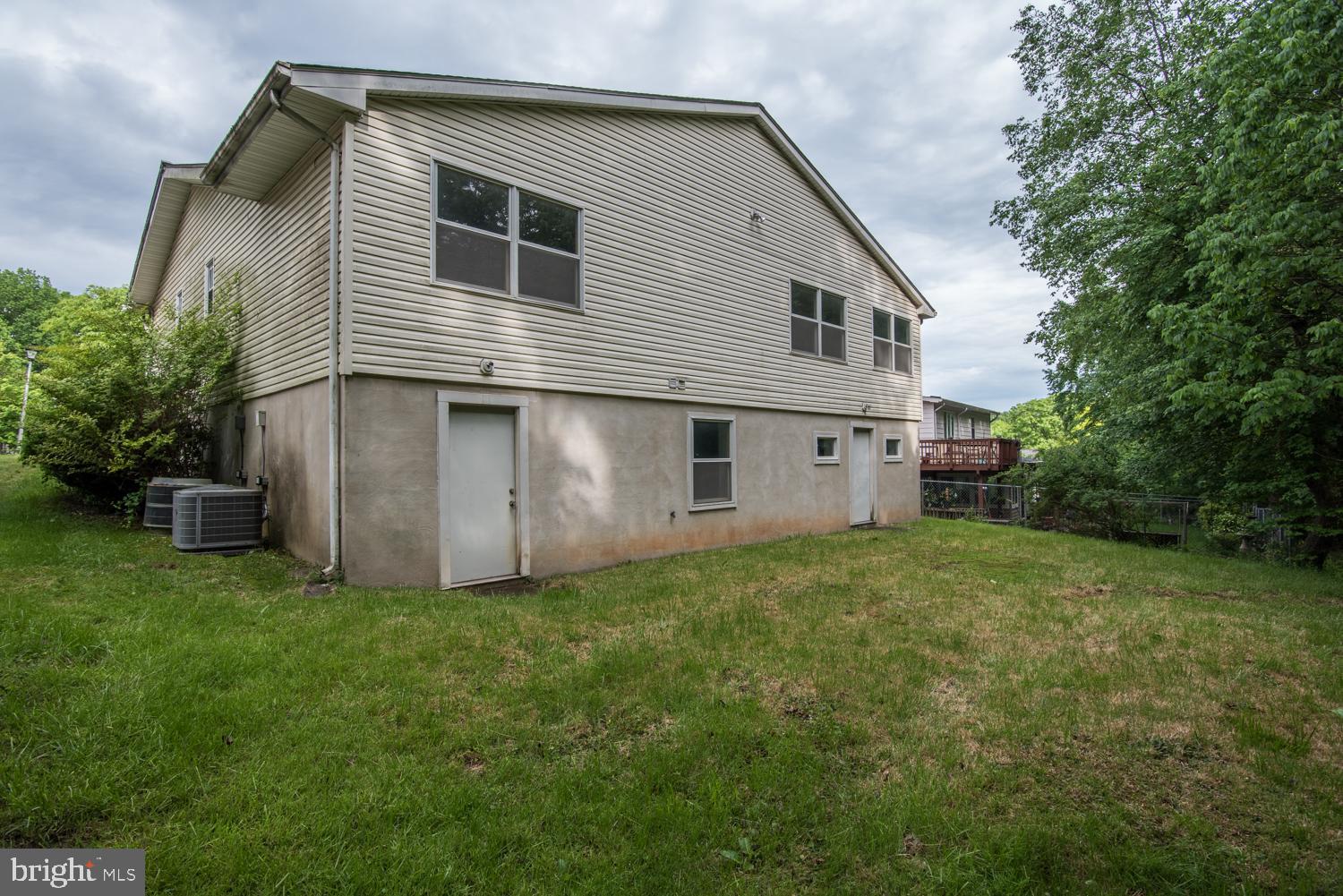 12702 North Point Lane Laurel, MD 20708 - Photo 41 of 42 Exteriox Rear