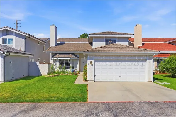 $940,000 | 16711 Parthenia Street, Unit 2, North Hills, CA 91343