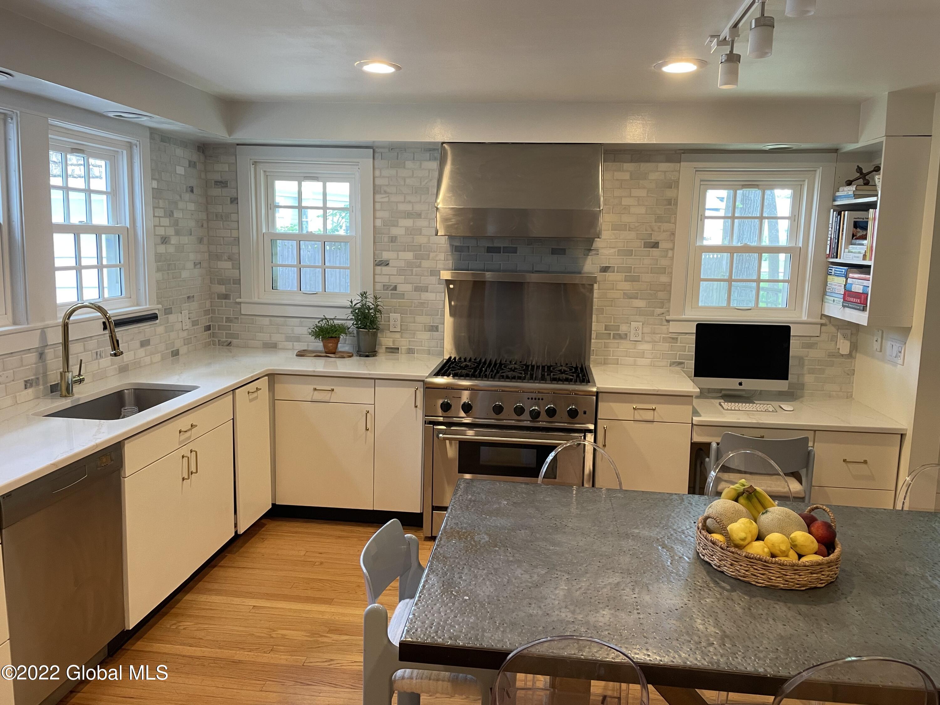 4 Westover Road Troy, NY 12180 - Photo 11 of 50 IMG_4635