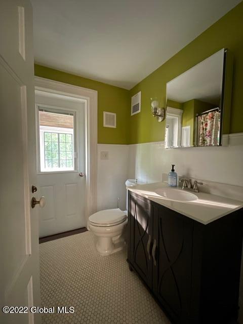 4 Westover Road Troy, NY 12180 - Photo 38 of 50 Bath